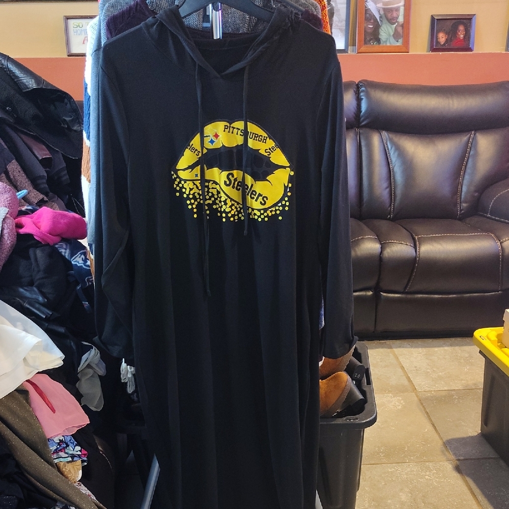 Black Pittsburgh Steelers Logo Hoodie Dress